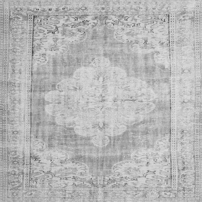 Round Machine Washable Persian Gray Traditional Rug, wshtr3449gry