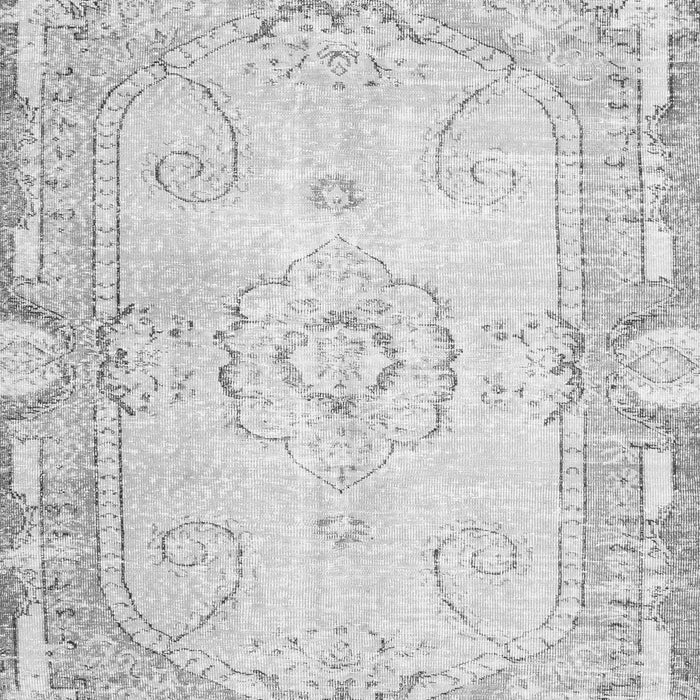 Serging Thickness of Machine Washable Persian Gray Traditional Rug, wshtr3450gry