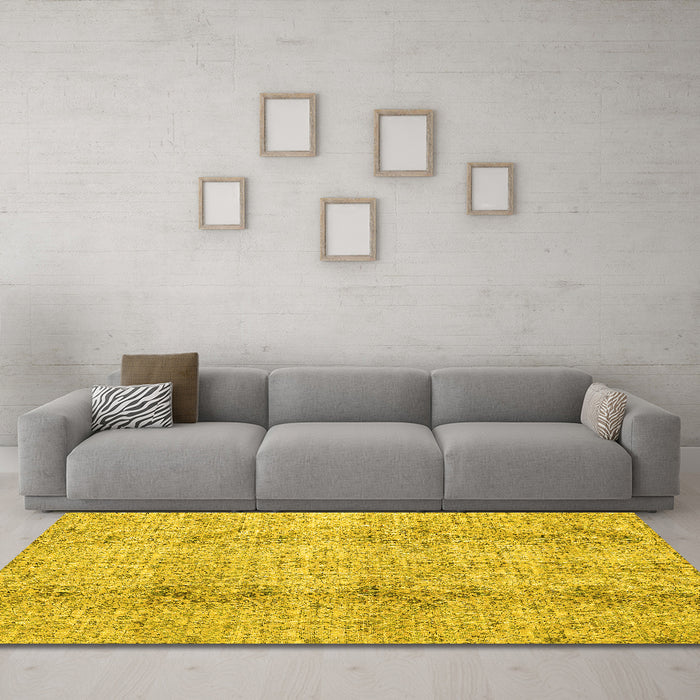 Machine Washable Persian Yellow Traditional Rug in a Living Room, wshtr3451yw