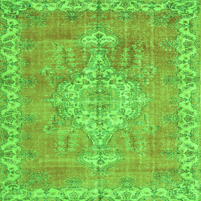 Serging Thickness of Medallion Green Traditional Rug, tr3452grn