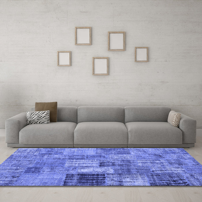Machine Washable Persian Blue Traditional Rug in a Living Room, wshtr3454blu