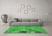 Machine Washable Persian Green Traditional Area Rugs in a Living Room,, wshtr3454grn