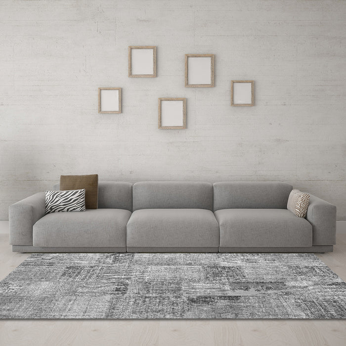 Machine Washable Persian Gray Traditional Rug in a Living Room,, wshtr3455gry