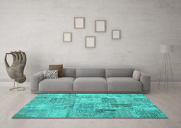 Machine Washable Persian Turquoise Traditional Area Rugs in a Living Room,, wshtr3455turq