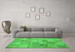 Machine Washable Persian Green Traditional Area Rugs in a Living Room,, wshtr3455grn