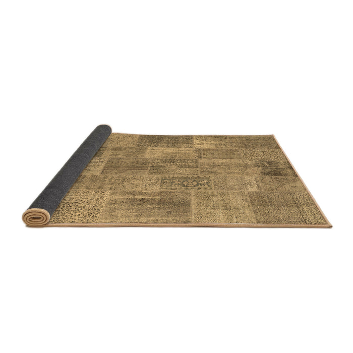 Sideview of Persian Brown Traditional Rug, tr3456brn