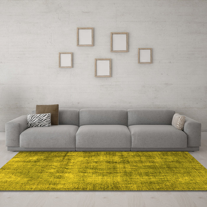 Machine Washable Persian Yellow Traditional Rug in a Living Room, wshtr3457yw