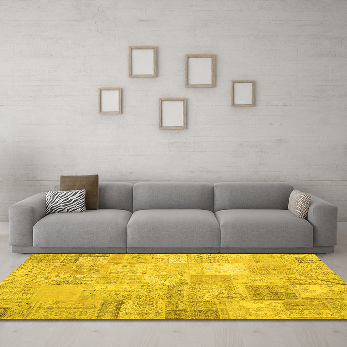 Machine Washable Patchwork Yellow Transitional Rug in a Living Room, wshtr3460yw