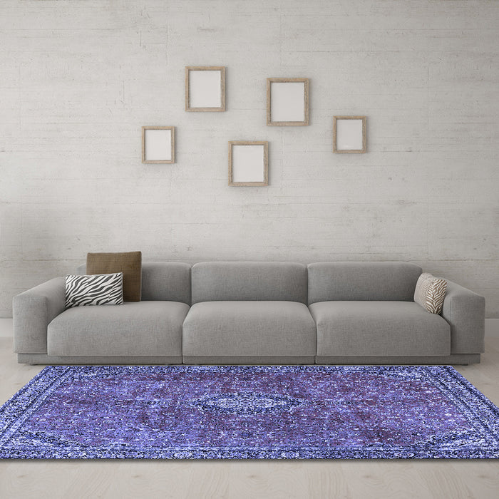 Machine Washable Persian Blue Traditional Rug in a Living Room, wshtr3467blu