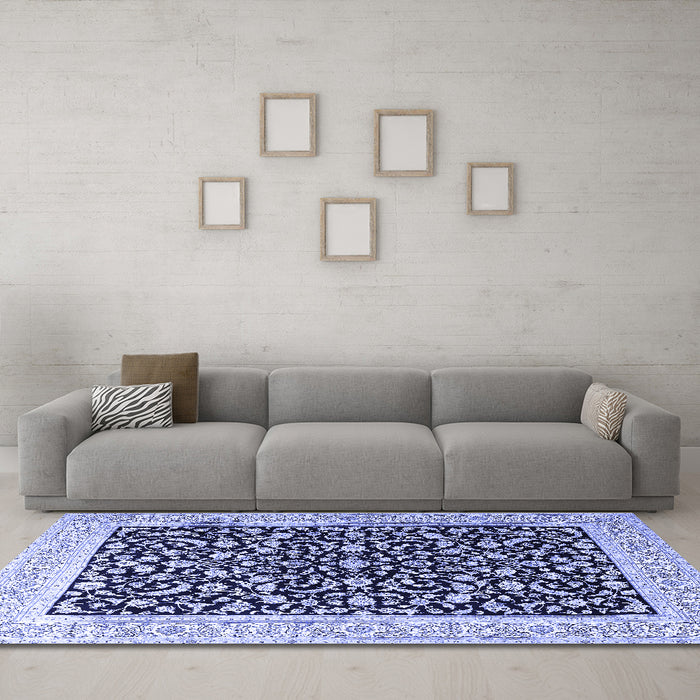 Machine Washable Persian Blue Traditional Rug in a Living Room, wshtr3471blu