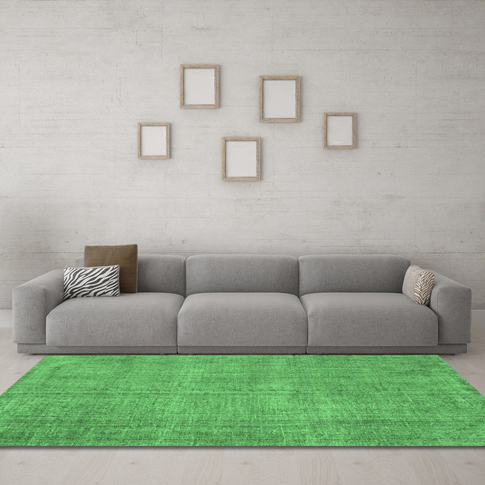 Machine Washable Persian Emerald Green Bohemian Area Rugs in a Living Room,, wshtr3483emgrn