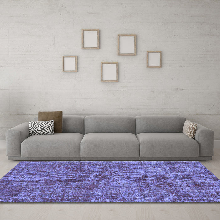 Machine Washable Persian Blue Traditional Rug in a Living Room, wshtr3489blu