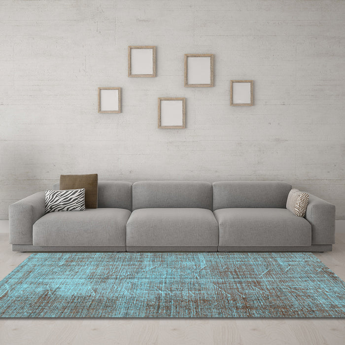 Machine Washable Persian Light Blue Traditional Rug in a Living Room, wshtr3493lblu