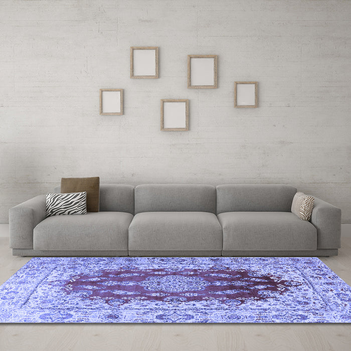 Machine Washable Persian Blue Traditional Rug in a Living Room, wshtr3494blu