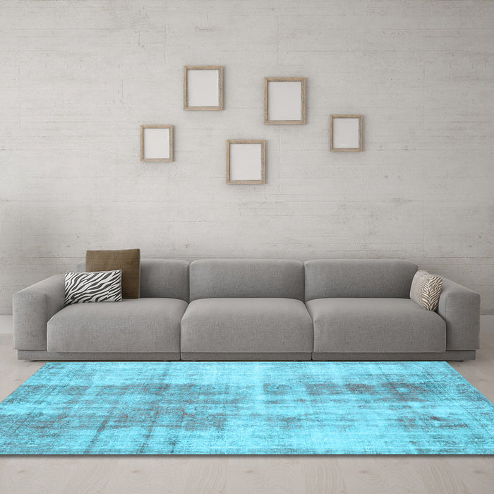 Machine Washable Persian Light Blue Traditional Rug in a Living Room, wshtr3496lblu