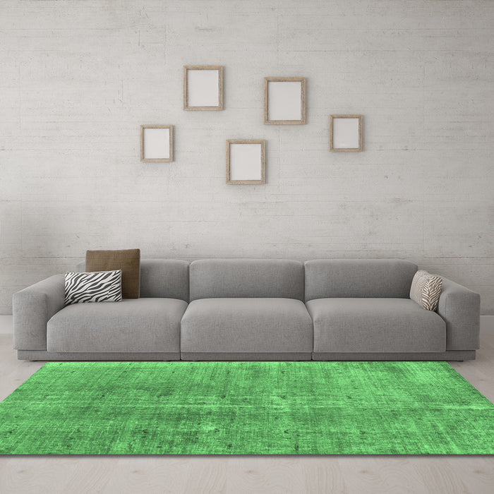 Machine Washable Persian Emerald Green Bohemian Area Rugs in a Living Room,, wshtr3497emgrn