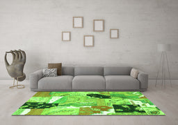 Machine Washable Patchwork Green Transitional Area Rugs in a Living Room,, wshtr3498grn