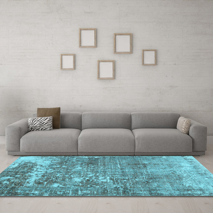 Machine Washable Persian Light Blue Traditional Rug in a Living Room, wshtr3507lblu