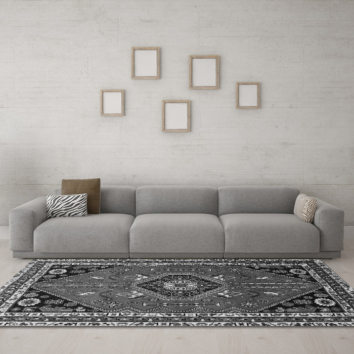 Machine Washable Medallion Gray Traditional Rug in a Living Room,, wshtr3510gry