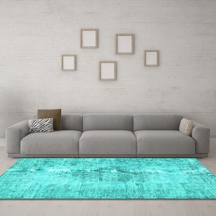 Machine Washable Persian Turquoise Traditional Area Rugs in a Living Room,, wshtr3516turq
