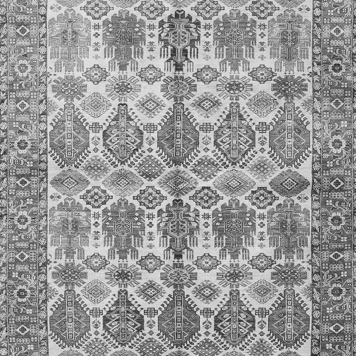 Serging Thickness of Machine Washable Persian Gray Traditional Rug, wshtr351gry