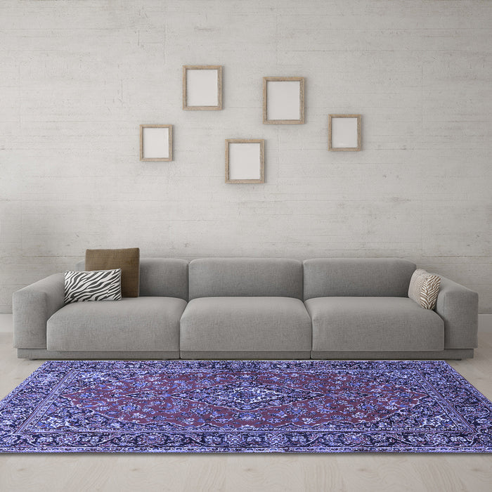 Machine Washable Persian Blue Traditional Rug in a Living Room, wshtr3522blu
