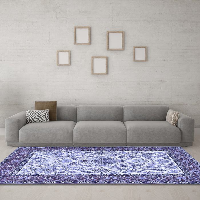 Machine Washable Animal Blue Traditional Rug in a Living Room, wshtr3524blu