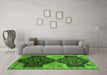 Machine Washable Persian Green Traditional Area Rugs in a Living Room,, wshtr3528grn