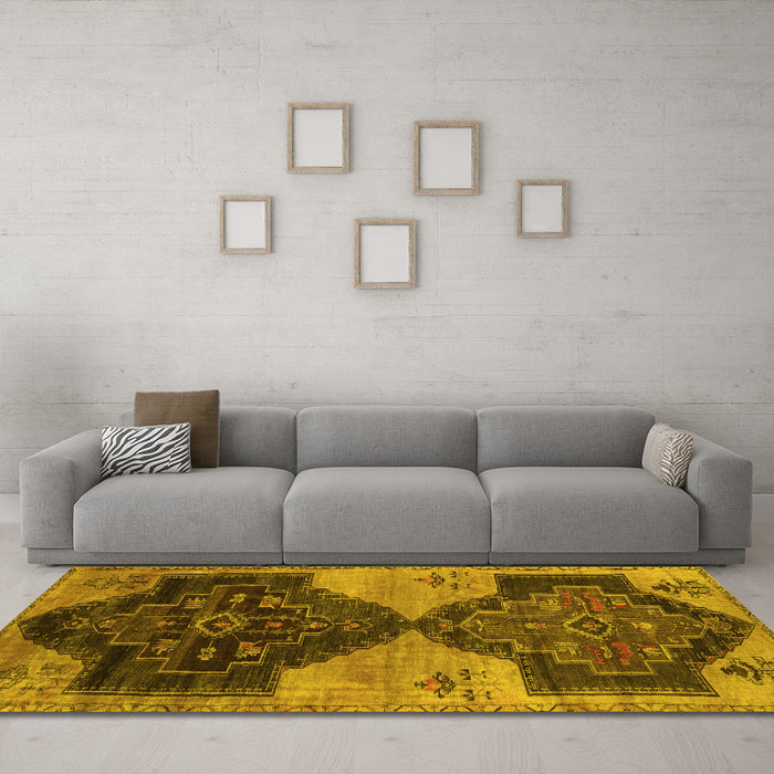 Machine Washable Persian Yellow Traditional Rug in a Living Room, wshtr3528yw