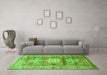 Machine Washable Geometric Green Traditional Area Rugs in a Living Room,, wshtr352grn