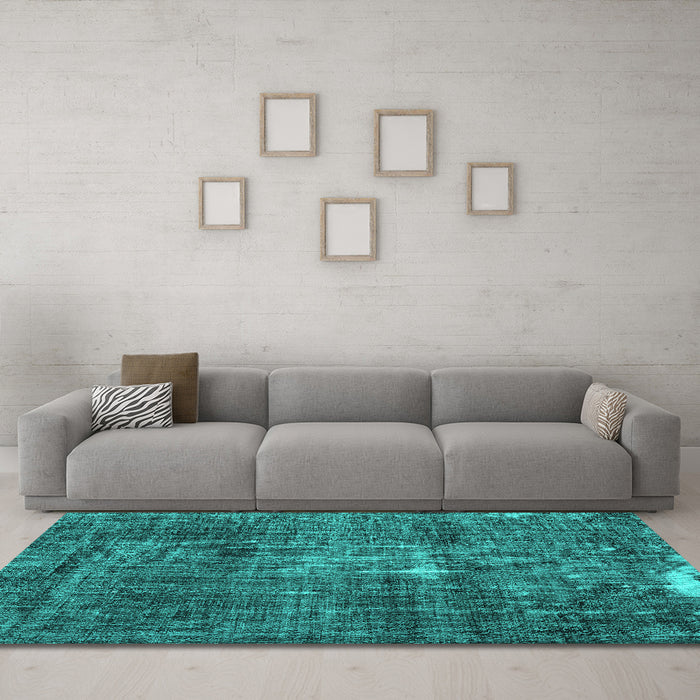 Machine Washable Persian Turquoise Traditional Area Rugs in a Living Room,, wshtr3530turq