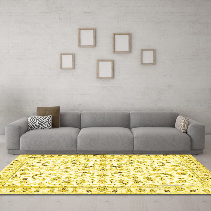 Machine Washable Persian Yellow Traditional Rug in a Living Room, wshtr3531yw