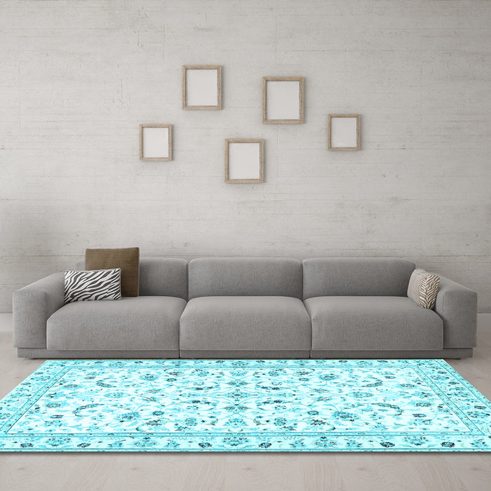 Machine Washable Persian Light Blue Traditional Rug in a Living Room, wshtr3531lblu