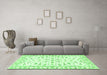 Machine Washable Persian Green Traditional Area Rugs in a Living Room,, wshtr3531grn