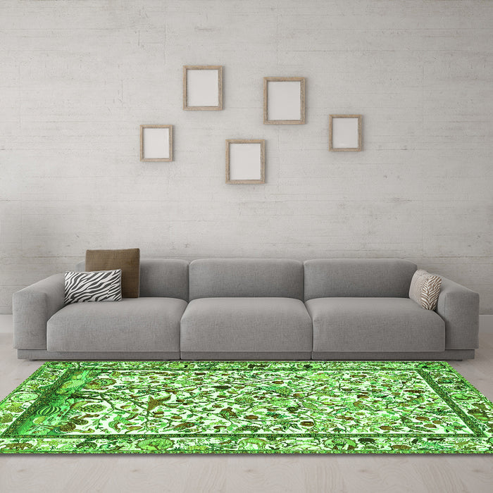 Machine Washable Persian Green Traditional Area Rugs in a Living Room,, wshtr3533grn