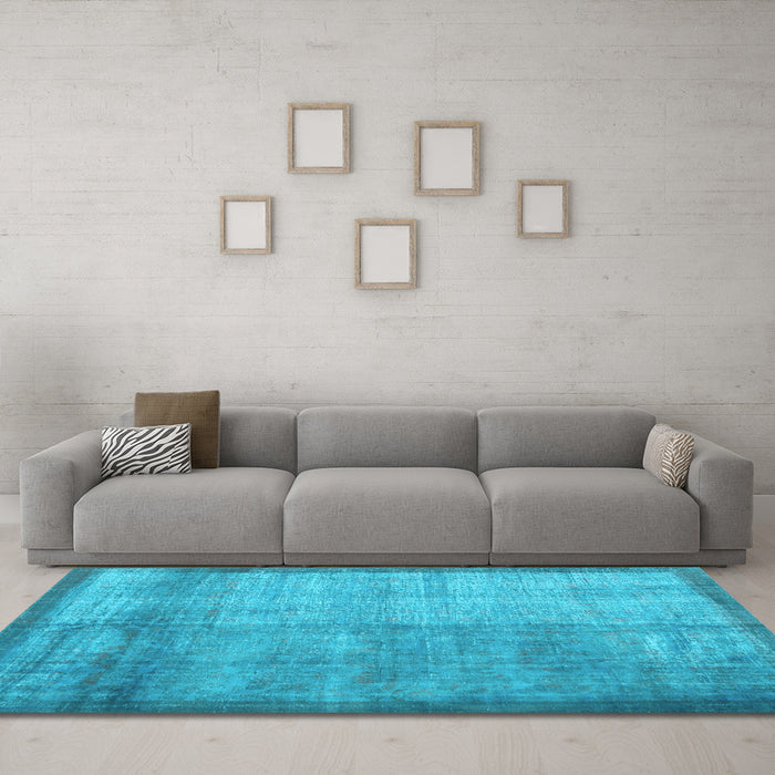Machine Washable Persian Light Blue Traditional Rug in a Living Room, wshtr3534lblu
