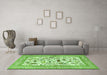 Machine Washable Animal Green Traditional Area Rugs in a Living Room,, wshtr3539grn