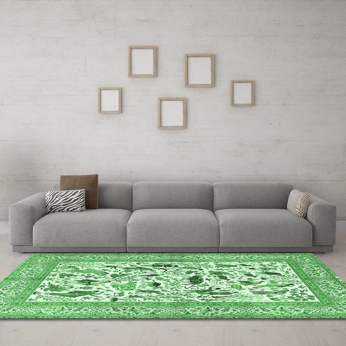 Machine Washable Animal Emerald Green Traditional Area Rugs in a Living Room,, wshtr3539emgrn