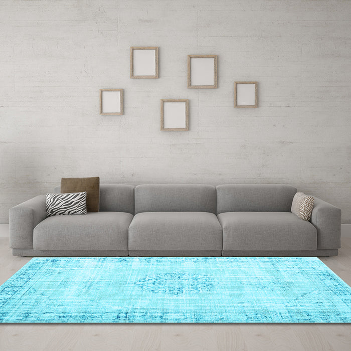 Machine Washable Persian Light Blue Traditional Rug in a Living Room, wshtr3540lblu