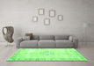 Machine Washable Persian Green Traditional Area Rugs in a Living Room,, wshtr3540grn