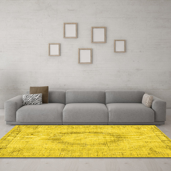 Machine Washable Persian Yellow Traditional Rug in a Living Room, wshtr3541yw