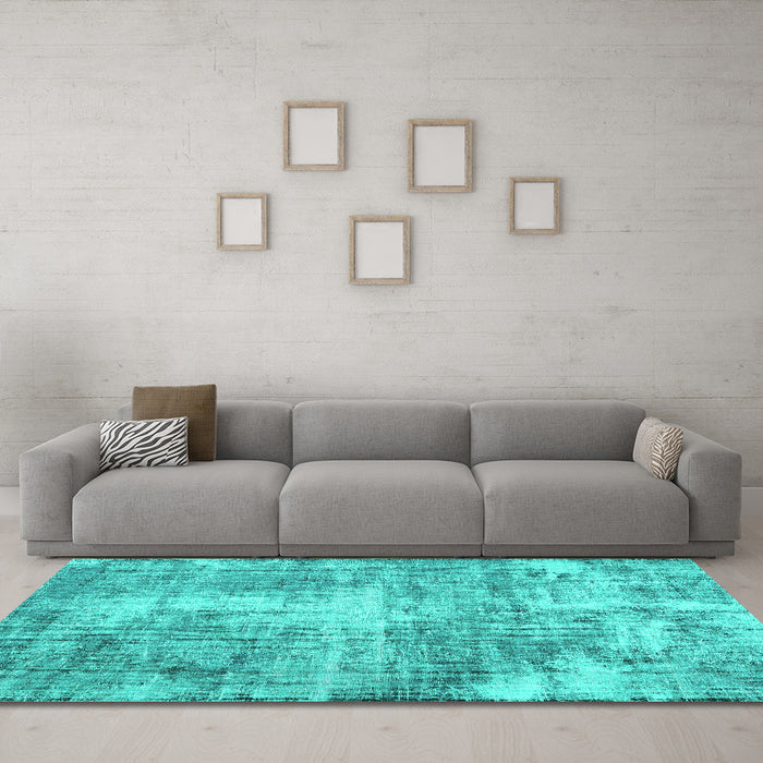 Machine Washable Persian Turquoise Traditional Area Rugs in a Living Room,, wshtr3547turq