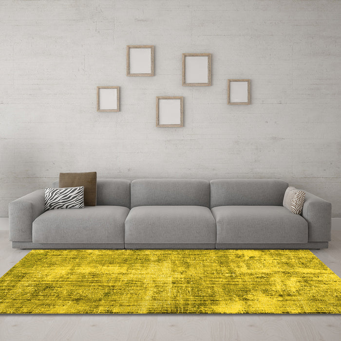 Machine Washable Persian Yellow Traditional Rug in a Living Room, wshtr3547yw