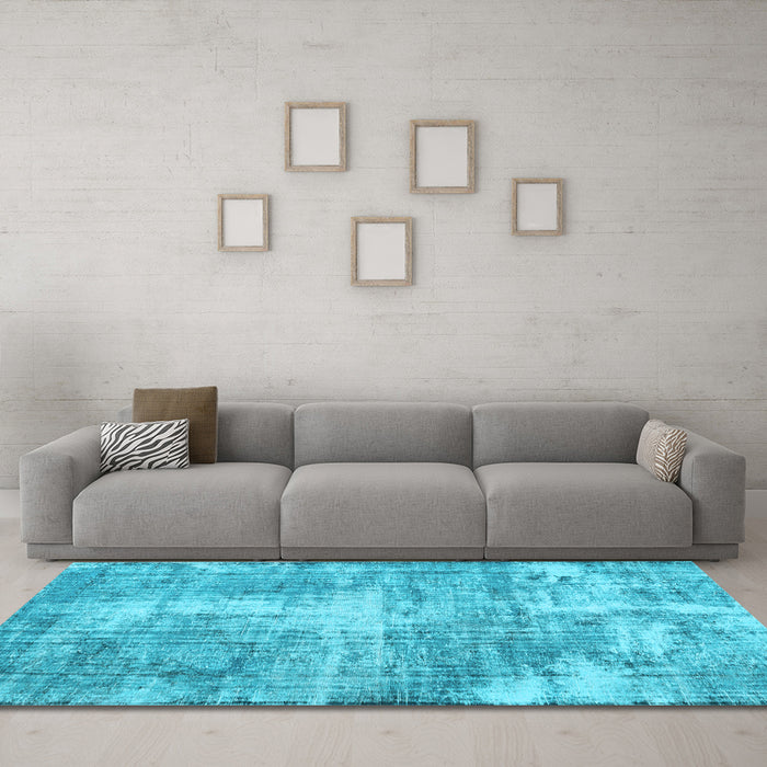 Machine Washable Persian Light Blue Traditional Rug in a Living Room, wshtr3547lblu