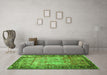 Machine Washable Persian Green Traditional Area Rugs in a Living Room,, wshtr3549grn