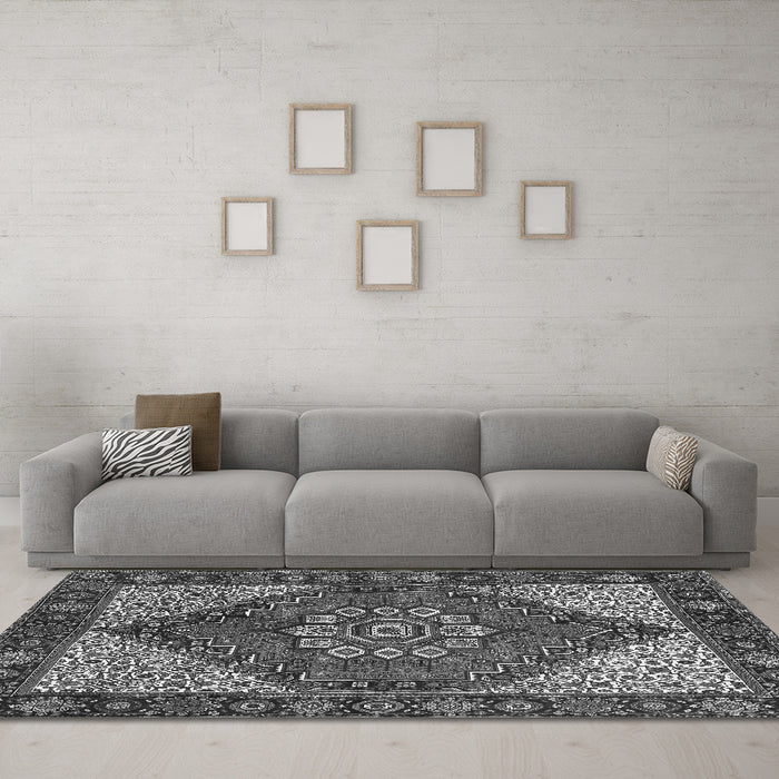 Machine Washable Persian Gray Traditional Rug in a Living Room,, wshtr3551gry