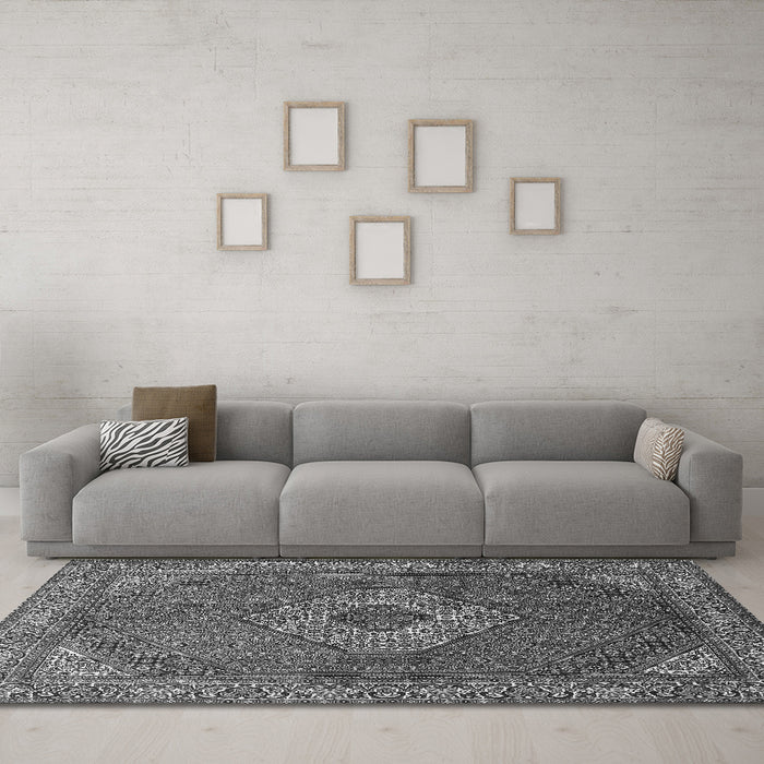 Machine Washable Medallion Gray Traditional Rug in a Living Room,, wshtr3559gry