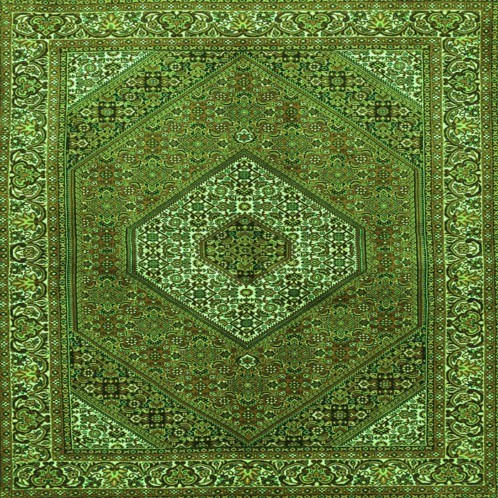 Serging Thickness of Medallion Green Traditional Rug, tr3559grn