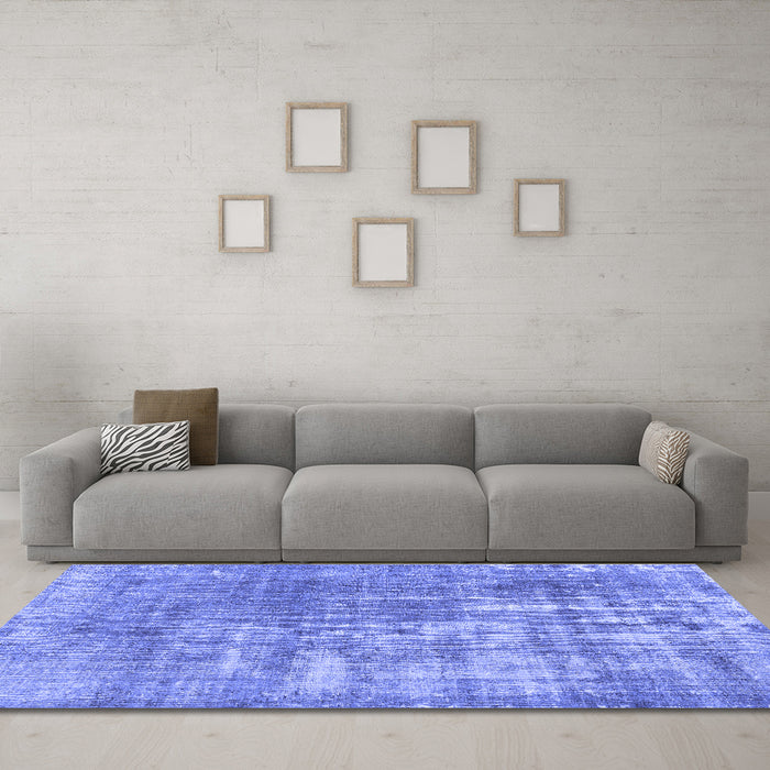 Machine Washable Persian Blue Traditional Rug in a Living Room, wshtr3564blu