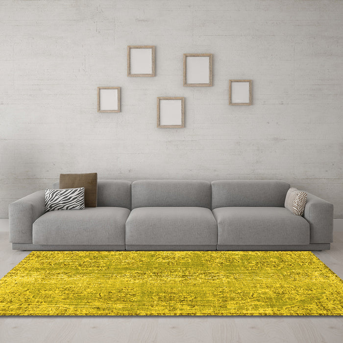 Machine Washable Persian Yellow Traditional Rug in a Living Room, wshtr3569yw